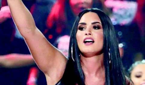 Demi Lovato habla sobre su crisis