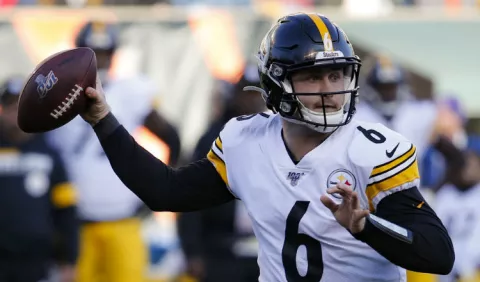 Los Steelers van con el novato Devlin Hodges ante los Browns de Cleveland
