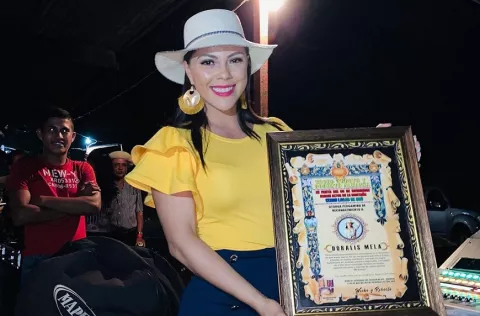 Doralis Mela, 'La Tepesita', está contenta con el homenaje que le hicieron en su pueblo