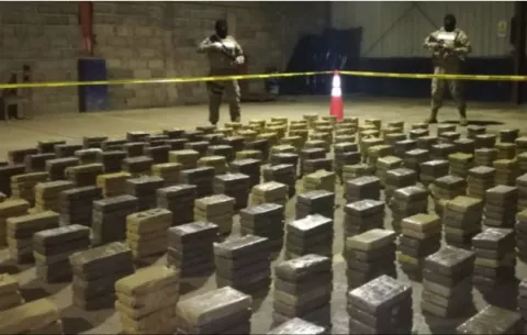 Incautan 890 paquetes droga en Bahía Hacha, provincia de Veraguas
