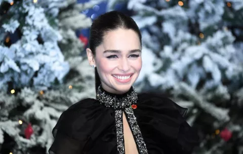 Emilia Clarke asegura que fue presionada para desnudarse en escenas de 'Game of Thrones'