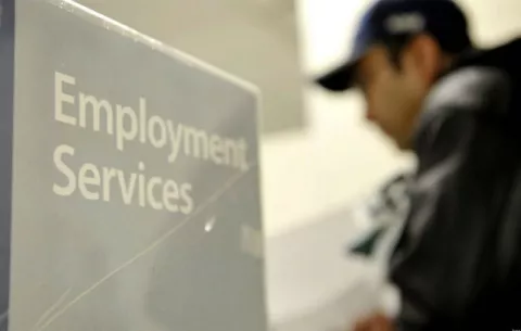 Estados Unidos sigue generando empleo pese a las señales de ralentización económica