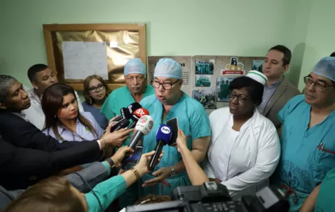 Reabren sala de operaciones del Hospital Irma de Lourdes Tzanetatos