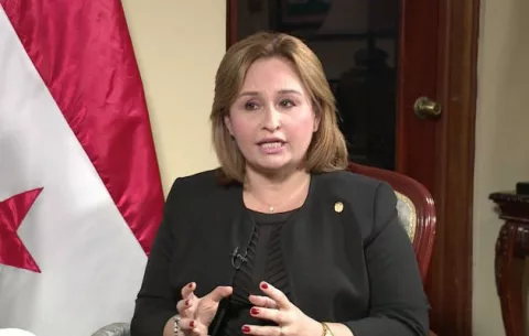 'VarelaLeaks': La falsa renuncia en redes de la procuradora Kenia Porcell