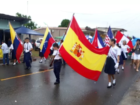Santeños conmemoran el Primer Grito de Independencia de 1821