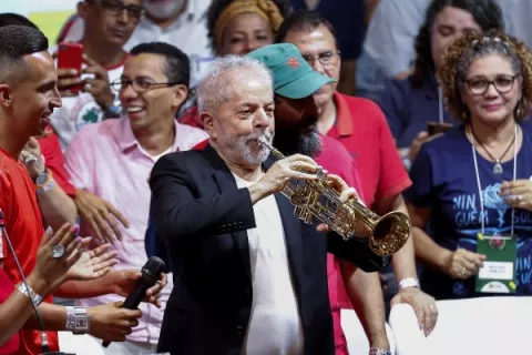 La justicia brasileña aumenta a 17 años de cárcel la segunda condena a Lula por corrupción