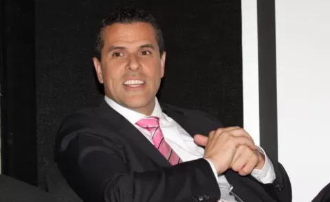 Problema de hemorroides hizo que Marco Antonio Regil se convirtiera en vegano