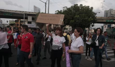 Detractores de los matrimonios del mismo sexo organizan marcha