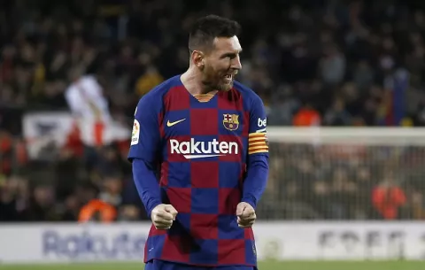 Messi se desata: dos goles de tiro libre para completar un triplete  ante el Celta