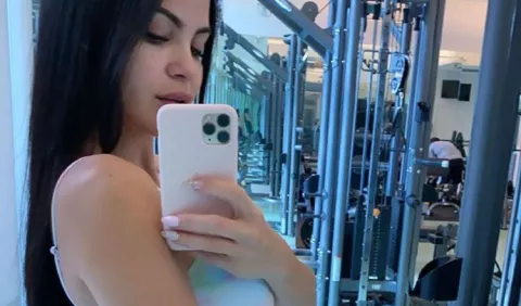 Natti Natasha cautiva a sus simpatizantes