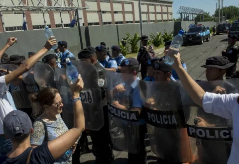 Piden al Gobierno de Nicaragua deponer el asedio a las parroquias