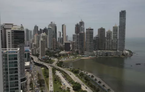 OCDE suspende a Panamá en el cumplimiento de sus reglas de transparencia