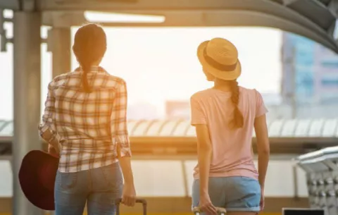 La quinta noche es gratis para locales y extranjeros en hoteles del país