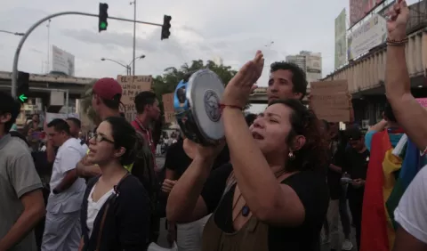 Continúa lucha contra las reformas constitucionales