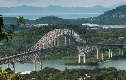 Rechazo por reformas constitucionales y 'Varelaleaks' podrían  afectar el crecimiento de Panamá para el 2020