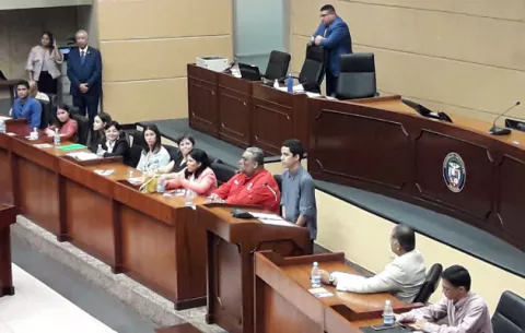 Diálogo sobre las reformas constitucionales continúa el 20 de noviembre en la Asamblea Nacional  