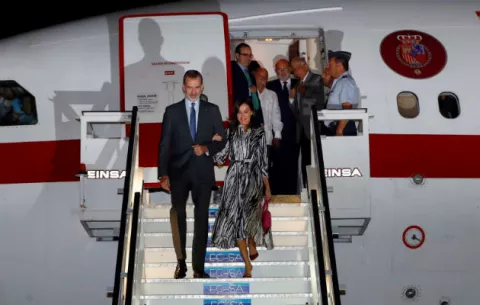 Los reyes de España llegan a Cuba en una visita de Estado histórica