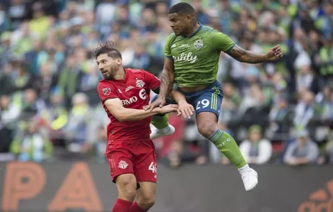 Román Torres conquista su segundo título con Sounders en la MLS