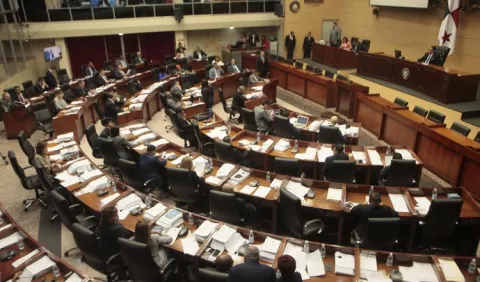 Sesiones extraordinarias inician con debate de proyecto 'Estudiar sin Hambre'