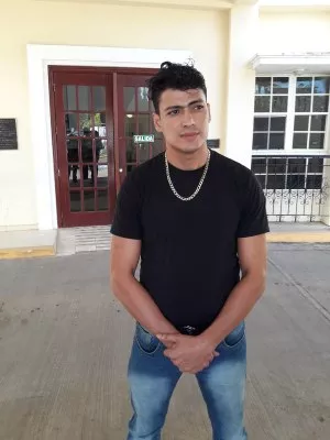 Joven twittero pide disculpas frente a la procuradora, pero no ante los medios, como lo ordenó el juez