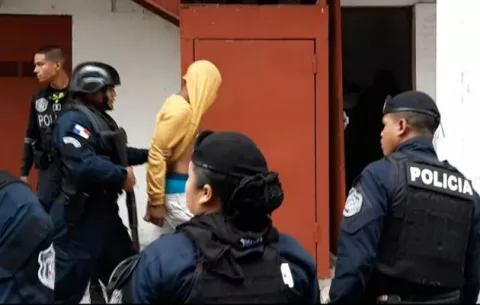 Violadores de Nombre de Dios grabaron en un celular el ataque sexual