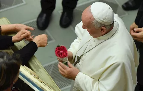 Un niño argentino fue enterrado en el Vaticano porque quería estar junto al papa