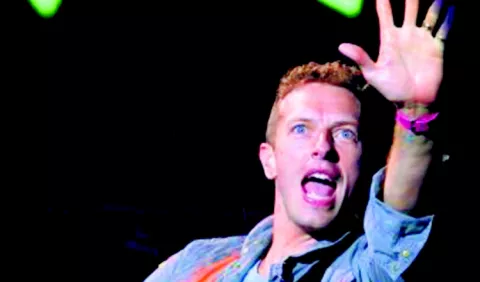 Chris Martin confiesa que era homofóbico 
