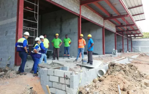 Este año se han registrado 14 accidentes fatales en los sectores construcción e industrial
