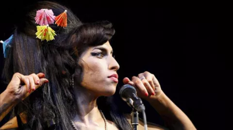 Ex de Amy Winehouse es arrestado 