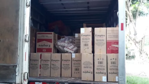 Decomisan miles de cigarrillos de contrabando en Divisa 