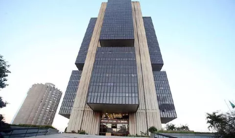 Banco Central destaca mejoría de Brasil
