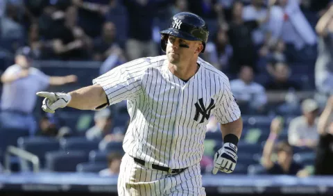 Brett Gardner, de 36 años, permanecerá con los Yanquis de Nueva York