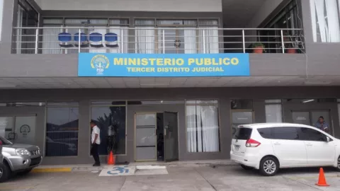 Ubican auto de norteamericano víctima de robo y privación de libertad