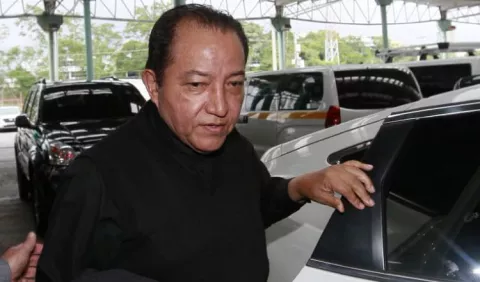 Cosca, en espera de  fallo canónico tras investigación    