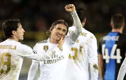 Real Madrid cumple, PSG golea y Atlético avanza en la Champions