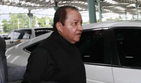 Dictan sobreseimiento a favor del padre David Cosca: 'Dios venció'