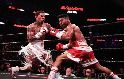 Gervonta Davis noquea al cubano Gamboa y se corona campeón peso ligero de la AMB