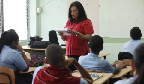 Meduca pagará el aumento retroactivo para los docentes desde abril