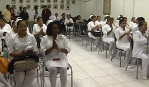 Enfermeras dan plazo para hablar sobre ajustes