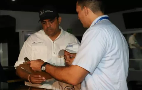 Falsos inspectores se hacen pasar por funcionarios del Mici para estafar a comerciantes
