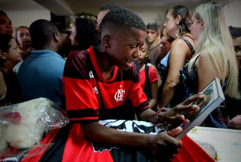 Flamengo indemnizará a familias de futbolistas muertos incendio