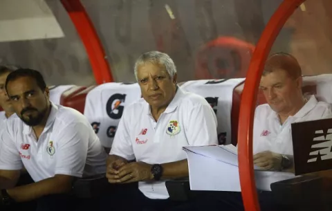 Tolo Gallego dispara contra jugador que se negó a estar con la selección