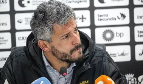 Gustavo Munúa dirigirá a 'Manotas' Mejía en Nacional