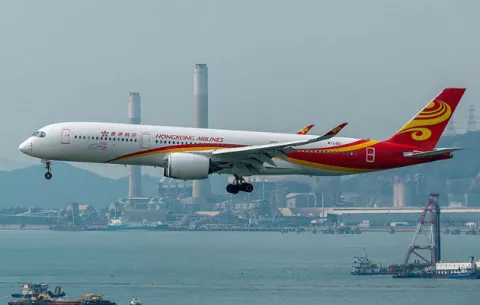 Hong Kong Airlines perderá licencia en 5 días si siguen problemas financieros