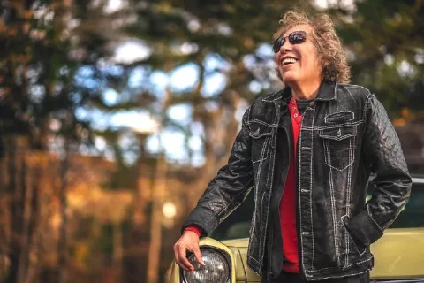 José Feliciano presenta una nueva versión del popular tema 'Feliz navidad'