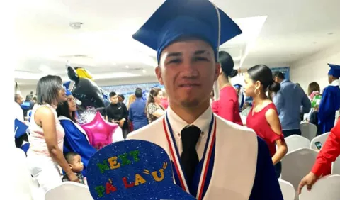 José Morelos ahora es bachiller en ciencias y esta semana retoma la carrera hacia el récord