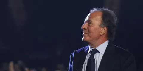 Desestima reclamación de Julio Iglesias