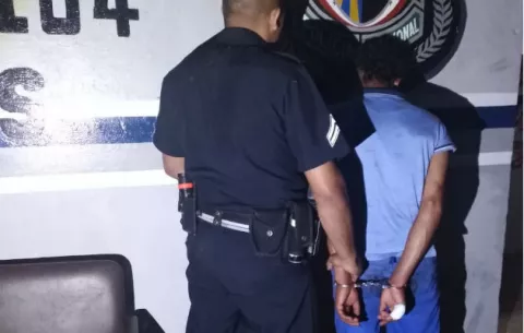 Tras ingerir chicha fuerte, hijo machetea a su padre en Las Minas de Herrera