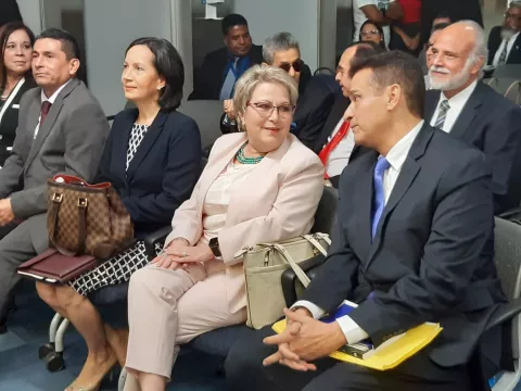 Comisión de Credenciales recomienda ratificación de magistrados principales y suplentes
