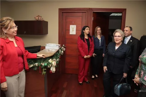 Error de la Asamblea impide que nueva magistrada asuma cargo en la Corte Suprema